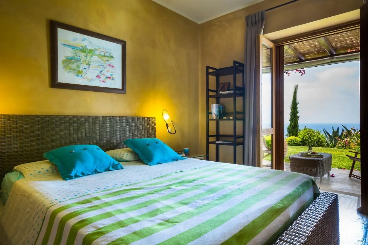 Villa Le Rondini Spartia  0*, Spartia (Kefalonia) Řecko